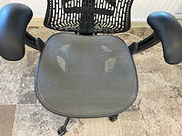 Herman miller mirra bureaustoel - afbeelding 11 van  12