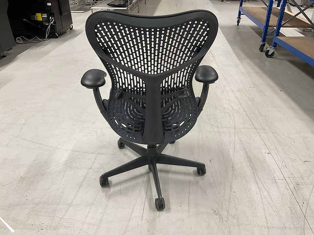 Herman miller mirra bureaustoel - afbeelding 6 van  9