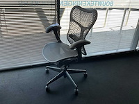 Herman miller mirra bureaustoel - afbeelding 3 van  8