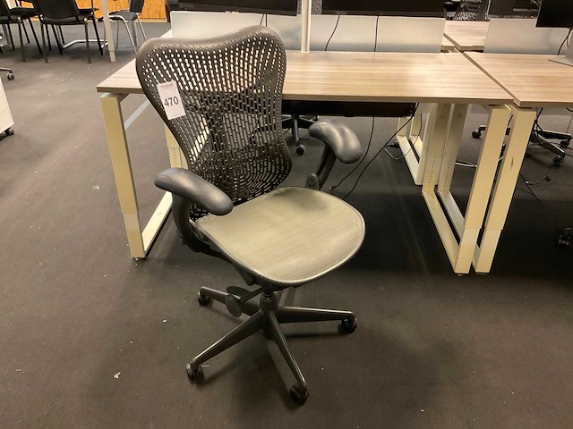 Herman miller mirra bureaustoel - afbeelding 1 van  8