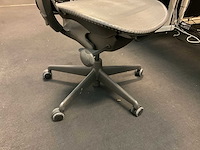 Herman miller mirra bureaustoel - afbeelding 2 van  11
