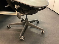 Herman miller mirra bureaustoel - afbeelding 2 van  11