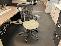 Herman miller mirra bureaustoel - afbeelding 1 van  11