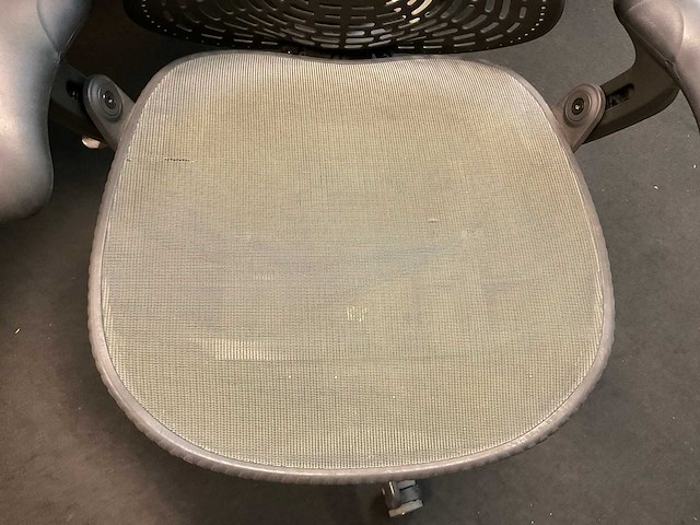 Herman miller mirra bureaustoel - afbeelding 10 van  11