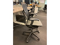 Herman miller mirra bureaustoel - afbeelding 5 van  9