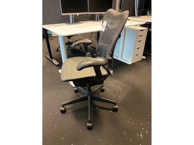 Herman miller mirra bureaustoel - afbeelding 4 van  9