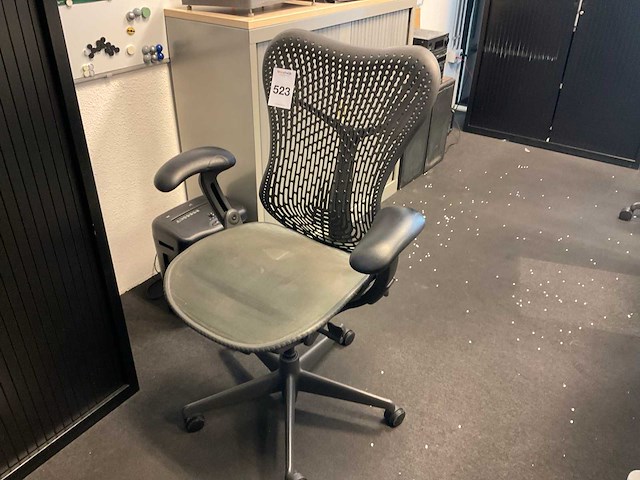 Herman miller mirra bureaustoel - afbeelding 7 van  12