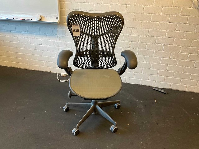 Herman miller mirra bureaustoel - afbeelding 2 van  9