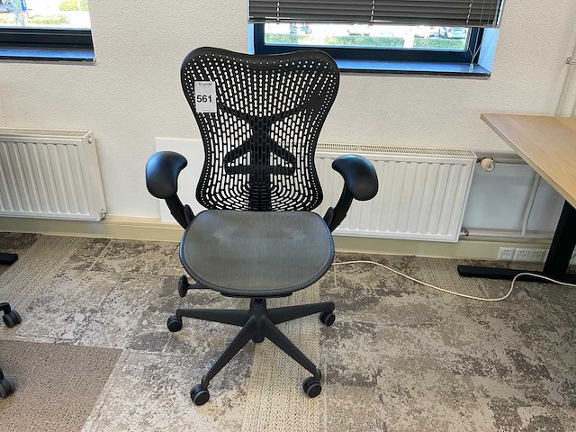 Herman miller mirra bureaustoel - afbeelding 5 van  9