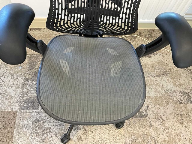 Herman miller mirra bureaustoel - afbeelding 9 van  9