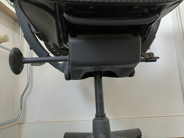 Herman miller mirra graphite bureaustoel - afbeelding 4 van  4