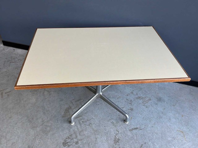 Herman miller ultra tafel - afbeelding 3 van  5