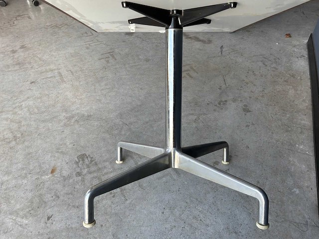 Herman miller ultra tafel - afbeelding 5 van  5