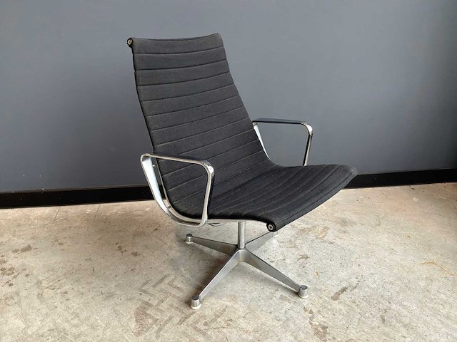 Herman miller / vitra ea 115 stoel - afbeelding 2 van  5