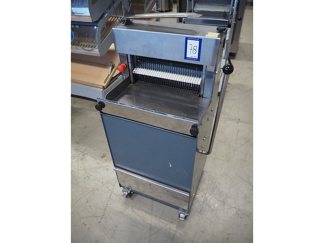 Herman - afbeelding 1 van  10