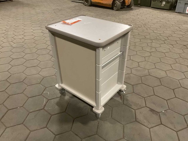 Hermanmiller milcare hospital cart - afbeelding 4 van  7