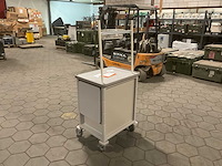 Hermanmiller milcare hospital cart - afbeelding 3 van  6