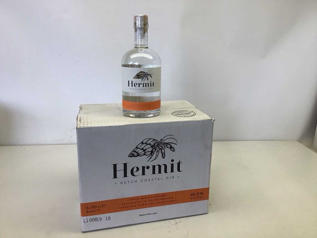 Hermit gin 6 flessen in doos - afbeelding 1 van  3
