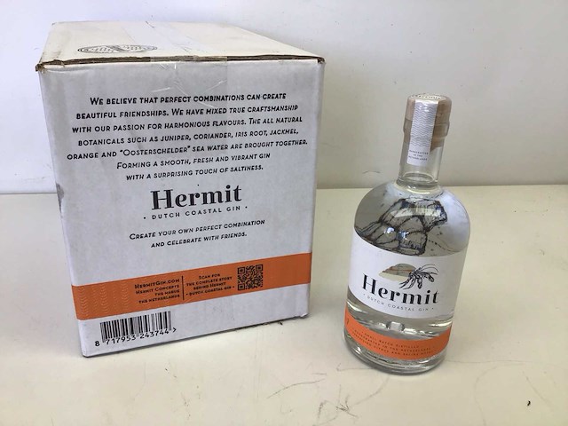 Hermit gin 6 flessen in doos - afbeelding 4 van  4
