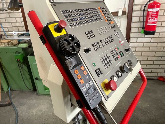Hermle c600 v cnc universele bewerkingscentrum - afbeelding 5 van  19