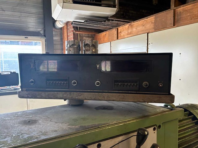 Hermle uwf800 freesmachine - afbeelding 7 van  7