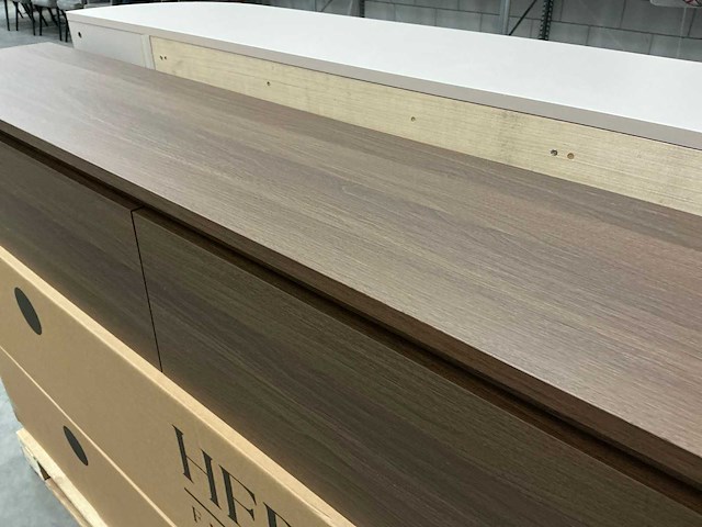 Hermosa ronde japandi tv meubel donkerbruin 240cm h28cm - afbeelding 4 van  5