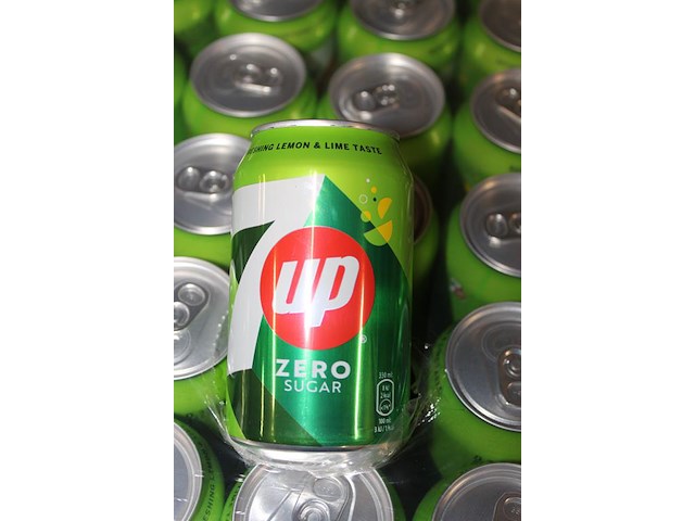 Hero cassis. 120 trays a 24 blikken 0,25l. totaal 2880 blikken. tht 7-2026. bod is inclusief 432 euro stati... - afbeelding 3 van  3