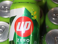 Hero cassis. 120 trays a 24 blikken 0,25l. totaal 2880 blikken. tht 7-2026. bod is inclusief 432 euro stati... - afbeelding 3 van  3