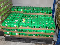 Hero cassis. 90 trays a 24 blikken 0,33l. totaal 2160 blikken. tht 4-2026. bod is inclusief 324 euro statie... - afbeelding 1 van  2