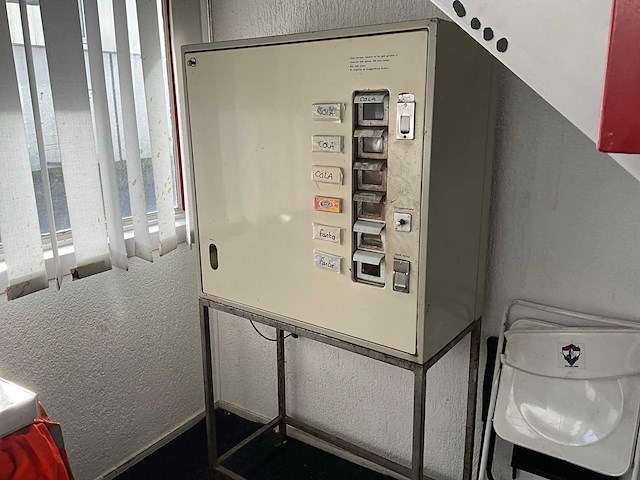 Hero frisdrank automaat gekoeld - afbeelding 11 van  11