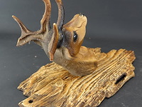 Hertenhoofd voor aan de wand - afbeelding 4 van  5