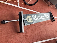 Hertog jan gevelbanner met verlichting