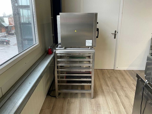 Heteluchtoven met onderstel - afbeelding 5 van  5