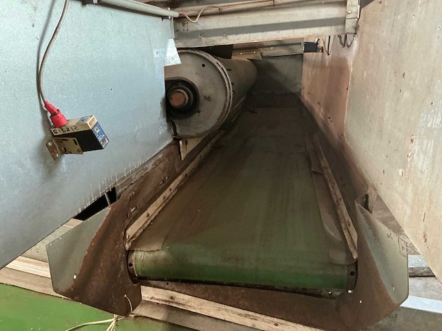 Heto grondbunker met transportbanden - afbeelding 2 van  20
