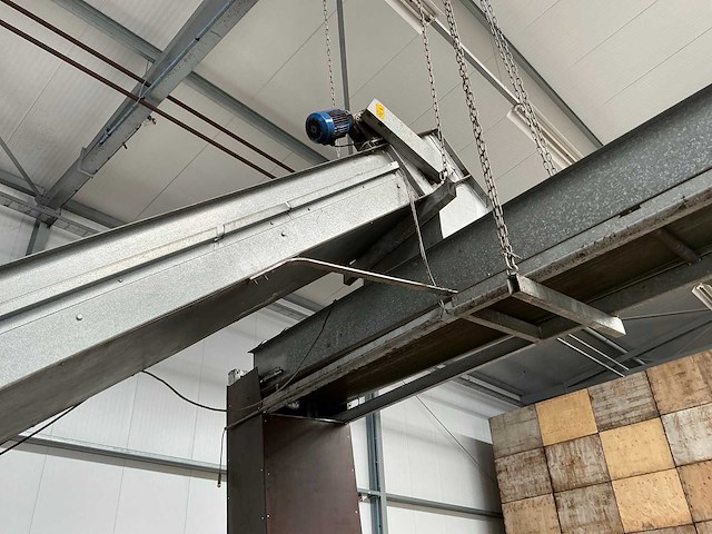 Heto grondbunker met transportbanden - afbeelding 9 van  20