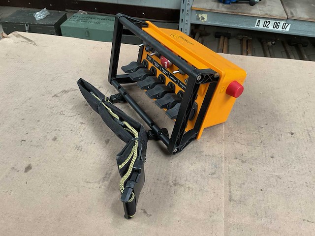 Hetronic gl prop 6l power distribution console - afbeelding 2 van  8