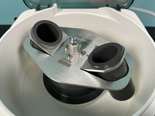 Hettich - 2002-c - centrifuge - 2007 - afbeelding 3 van  7