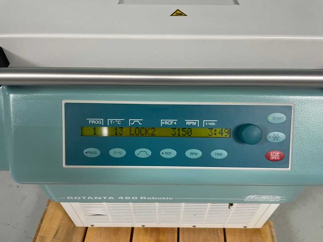 Hettich - rotanta 460 robotic - centrifuge - 2012 - afbeelding 4 van  10