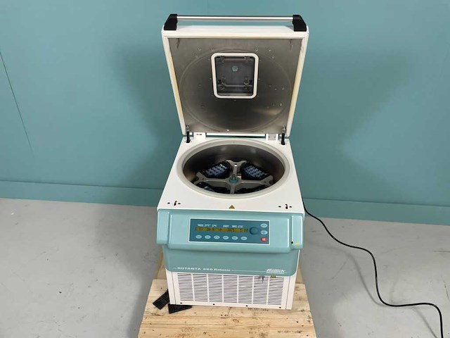 Hettich - rotanta 460 robotic - centrifuge - 2012 - afbeelding 2 van  9