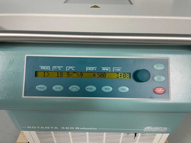 Hettich - rotanta 460 robotic - centrifuge - 2012 - afbeelding 3 van  9