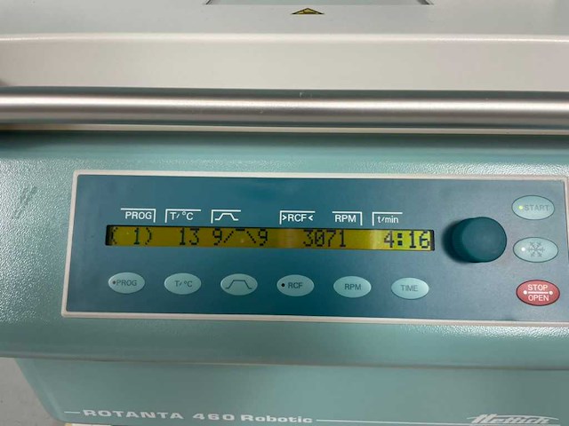 Hettich - rotanta 460 robotic - centrifuge - 2012 - afbeelding 5 van  9