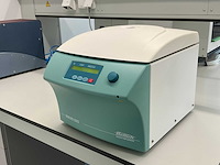 Hettich mikro 220 centrifuge - afbeelding 1 van  6