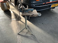 Heuer - bankschroef 120mm op statief