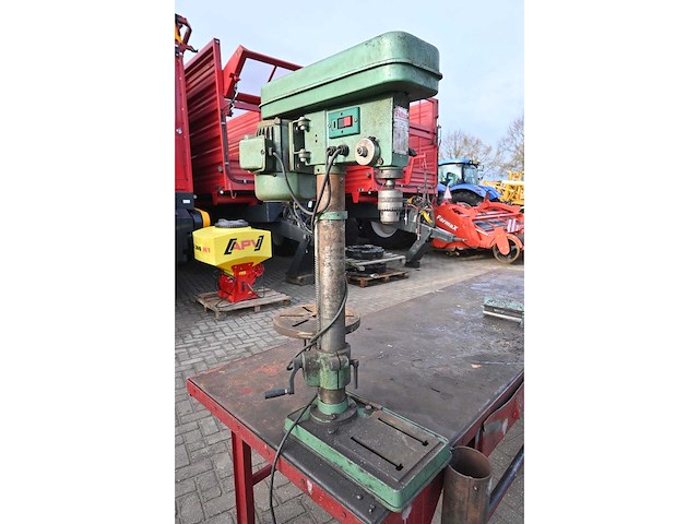 Heuer front - stalen werkbank - afbeelding 6 van  7