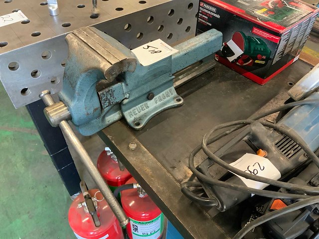 Heuer front bankschroef - afbeelding 1 van  2