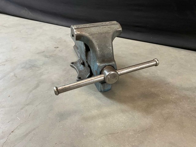 Heuer front bankschroef - afbeelding 1 van  2