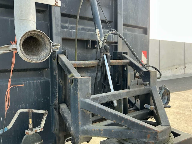 Heuvelmans mesttank - afbeelding 14 van  25