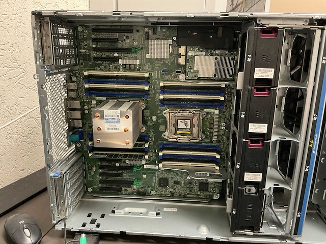 Hewlett packard enterprise (hpe) ml350 gen 9 server - afbeelding 6 van  8