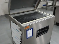 Hfe vacuum systems