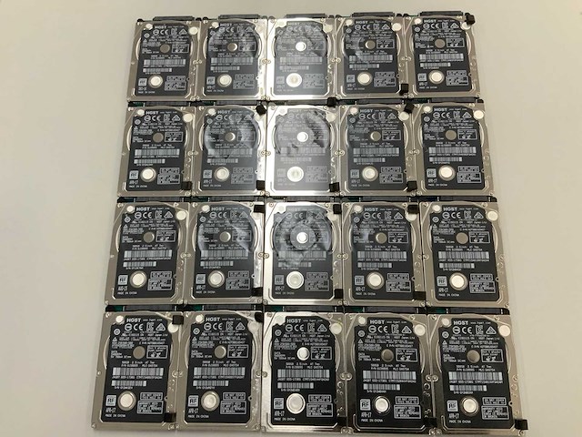 Hgst - 500gb 5400rpm sata hdd (20x) - afbeelding 1 van  3